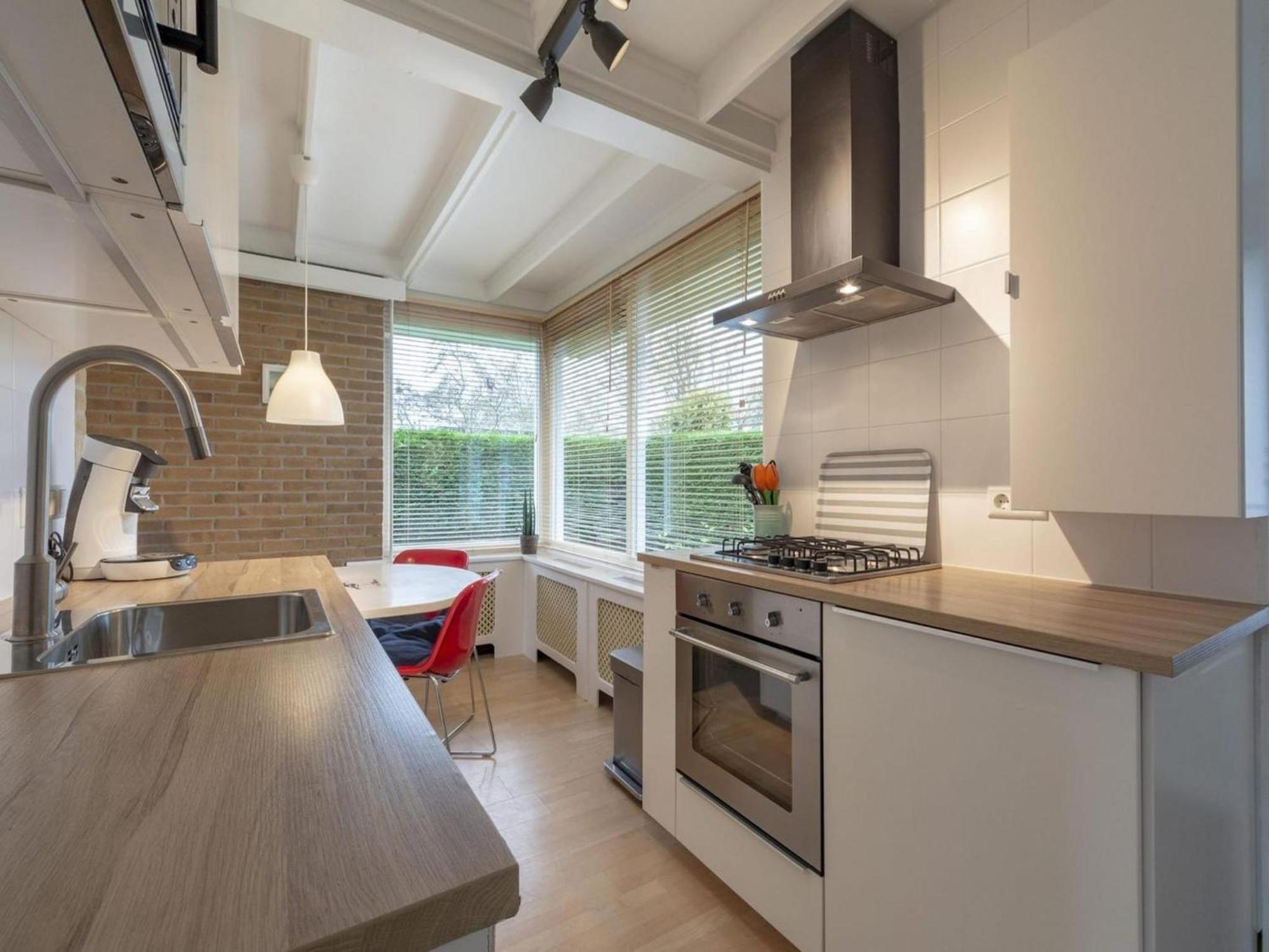 Attractive Holiday Home Close To Beach Sint Maartensvlotbrug Exterior photo